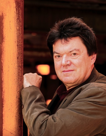 AAC 8879 Nik genErase genErase