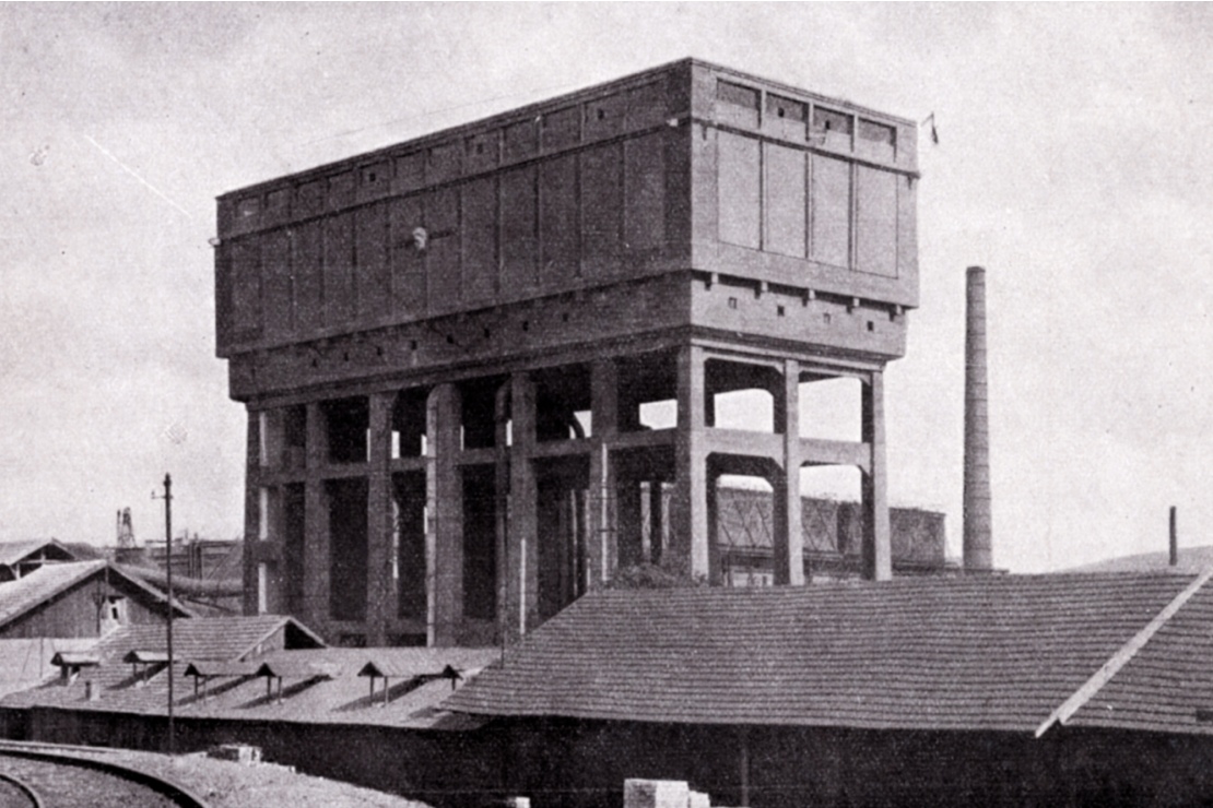 Wasserhochbehälter in der Ständerbauweise