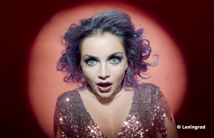 CR 2 Leningrad Kolshik Artistin