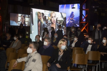 The World of music Video  - Vor den Reden