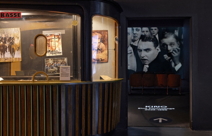 DER DEUTSCHE FILM Kino beschnitten ab Kasse