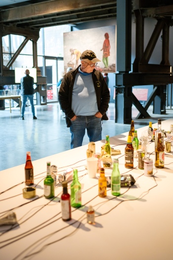 WKE Man Mining 59056